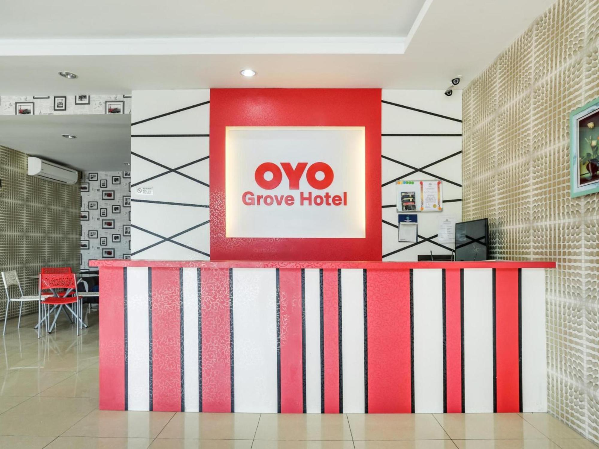 Oyo 89583 Grove Hotel Kajang Exterior photo