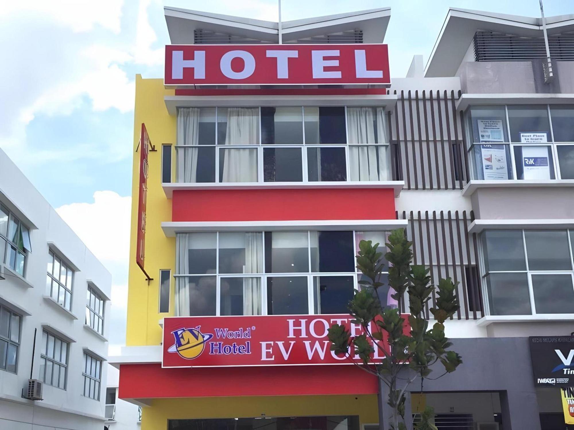 Oyo 89583 Grove Hotel Kajang Exterior photo